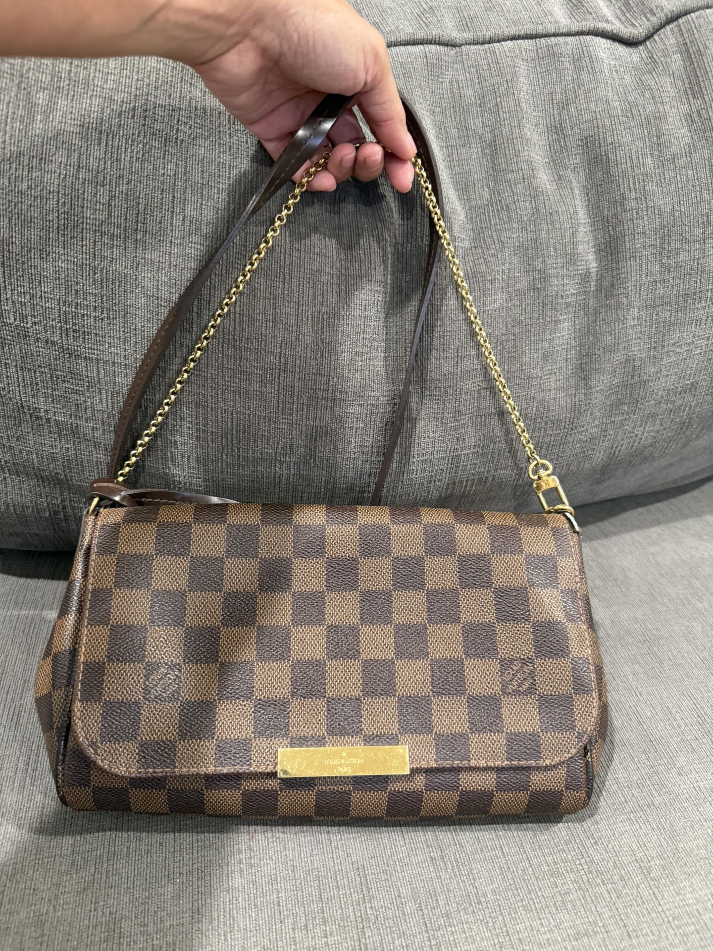 Used 💯 Authentic L V Favorite MM