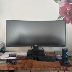 Monitor Curved 34”