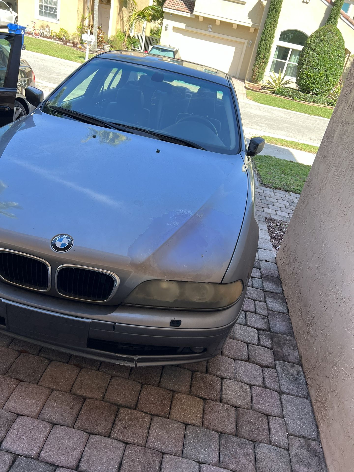 2002 BMW 530i