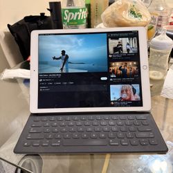 For Sale iPad Pro 12.9 1 Generation WiFi Cellular $180