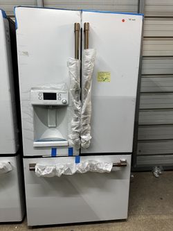 ✨ BRAND NEW 36” GE CAFÈ MATTE WHITE STANDARD DEPTH FRENCH DOOR FRIDGE ✨ $42 DOWN ✨ WARRANTY✨