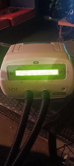 Airway clearance vest system 105 