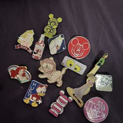 14 Random Disney Pins Bundle! Hidden Mickey, Pin Sets, Etc.