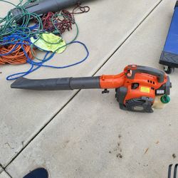 Husqvarna 125B Leaf Blower