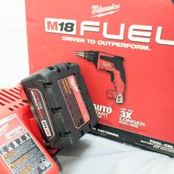 M18 Milwaukee FUEL Drywall Screwgun Combo 