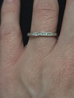 10 k white gold diamond ring size 8