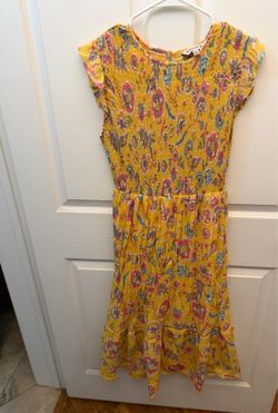 Women’s dress size 12