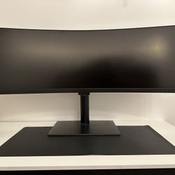 43.4” Lenovo Thinkvision Curved Monitor