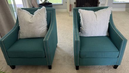 set of 2 Chairs in Teal