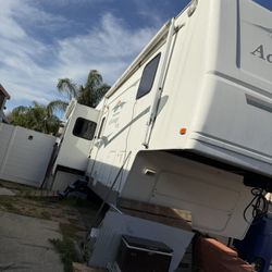 RV 5th Wheel for sale