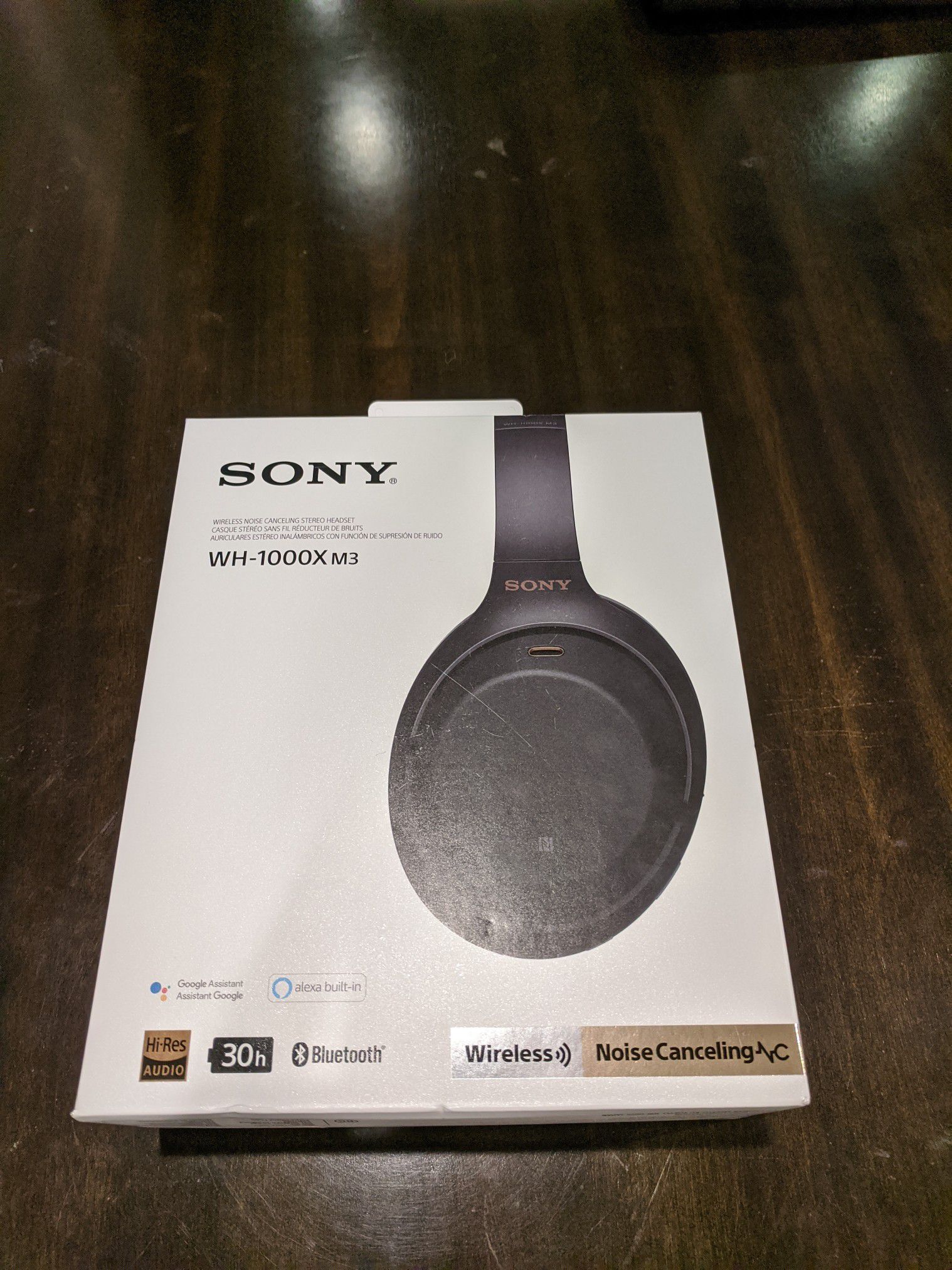 BRAND NEW Sony WH-1000X M3