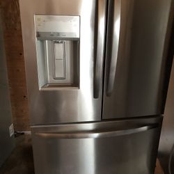 Refrgrator 