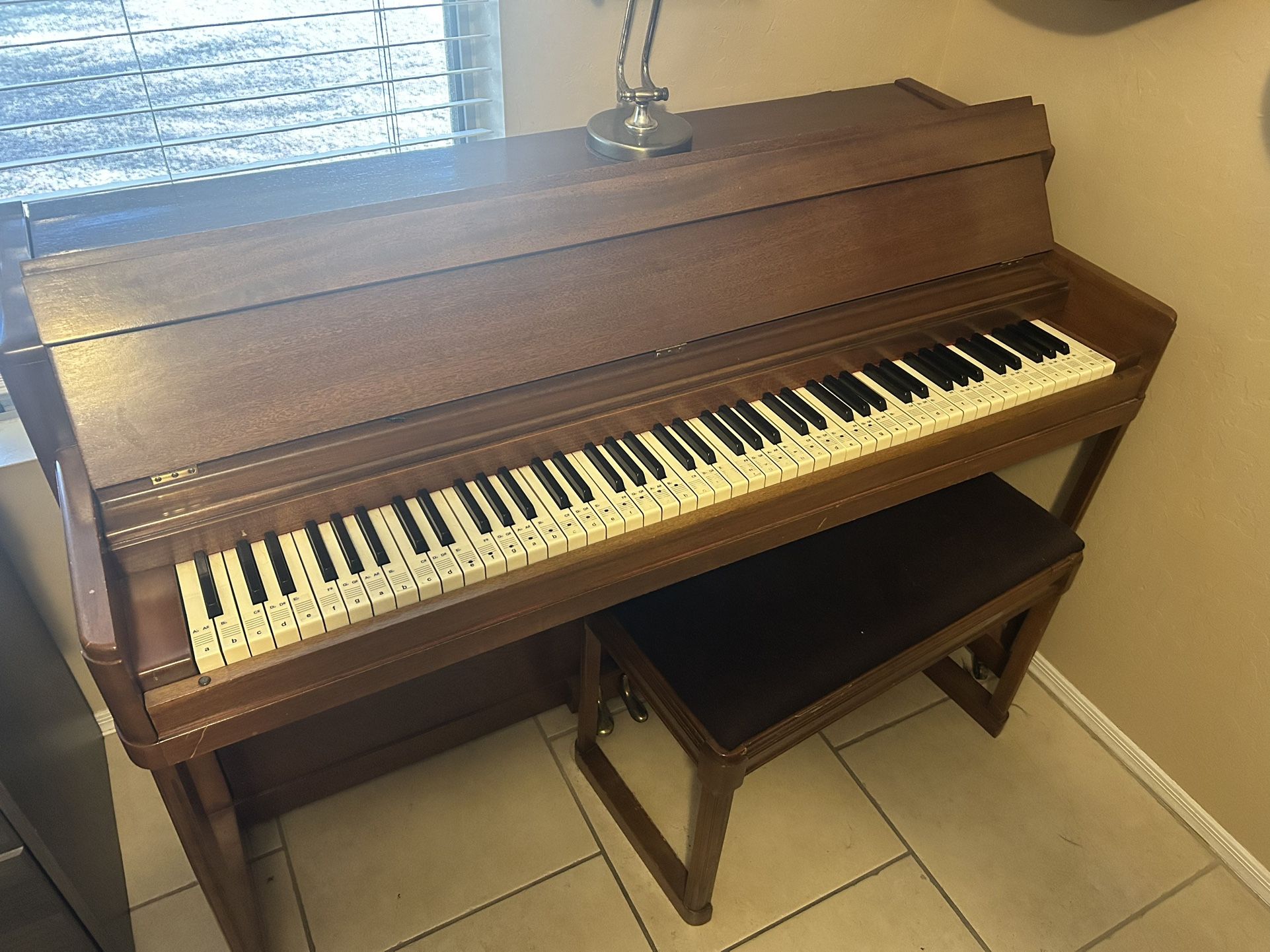 1952 Philadelphia & Lester Piano