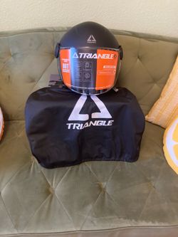BRAND NEW BLACK MAT TRIANGLE ADULT XL OP11 MOTORCYCLE HELMET 3/4 WITH VISOR ONLY $35