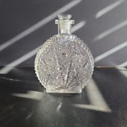 Vintage Clear Glass Decanter Button Daisy