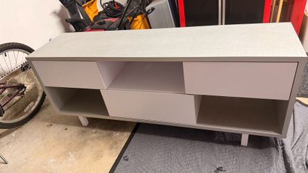 Convenience Concepts TV Stand