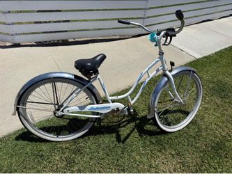 Schwinn Beach Cruiser