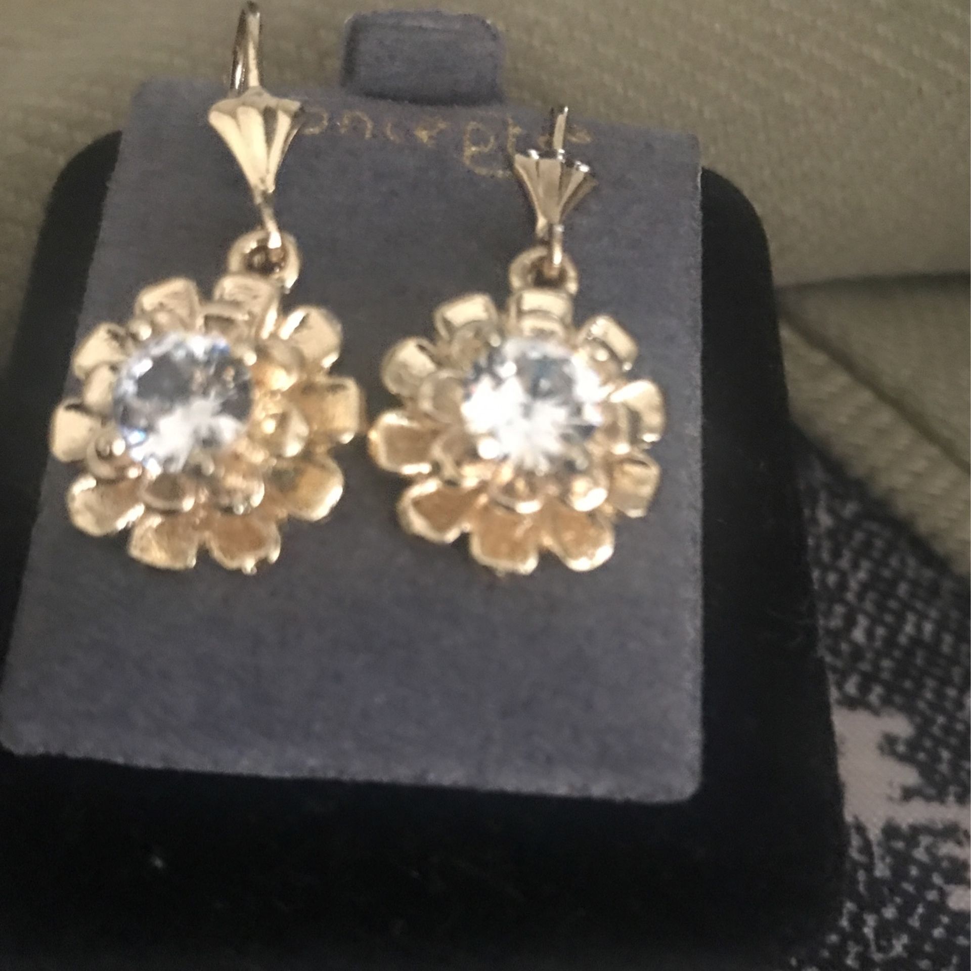 Gold Plated White Stone Ear Rings Very Nice