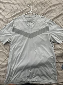 Nike Golf Shirts size Large L