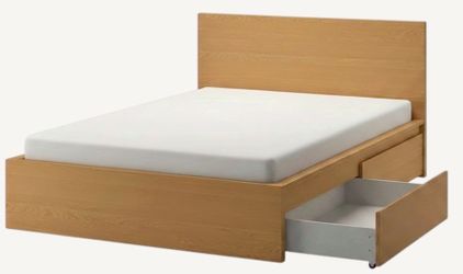 Ikea Malm bed queen + drawers