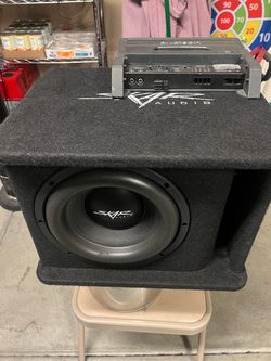 Skar 10 with a audison 600 watt $200 obo