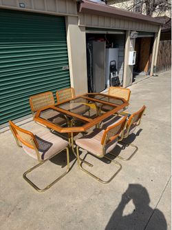Delivery! Vintage Dining Table & Chairs
