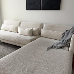 Off White Kardiel Davenport 116" Boucle Sectional