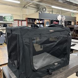 Feandrea 32" Collapsible Soft Dog Crate Portable Travel - Black