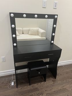 Hollywood Makeup Vanity with Lighted Mirror and Storage Stool - Black