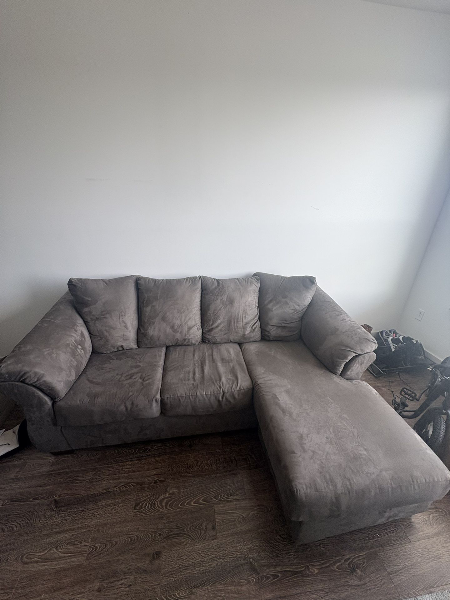 New Sectional Couch (Small/Medium Sized)