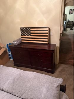 Bedroom set