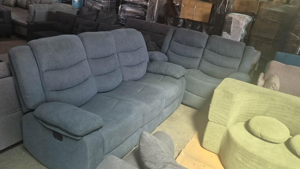 BRAND NEW 2 PIECES RECLINERS COUCH SET