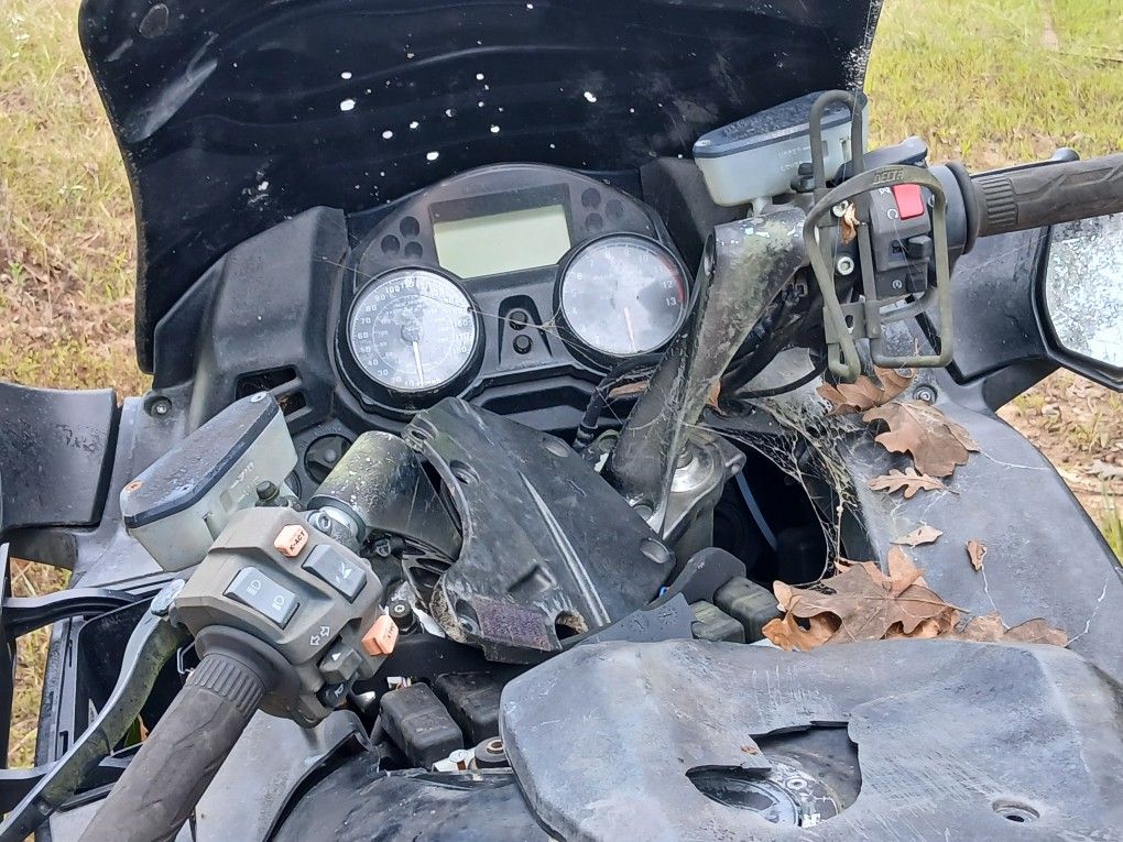 2014 Kawasaki Contours