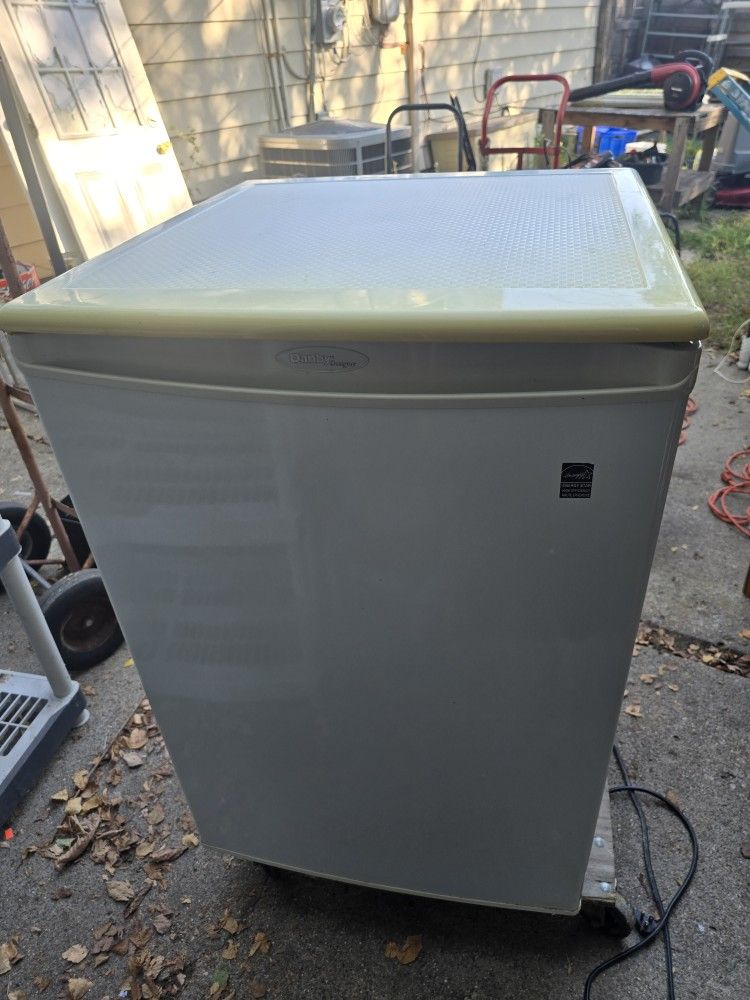 Freezer Working Good