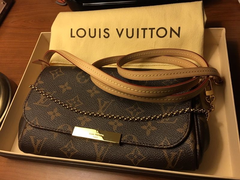 Louis Vuitton FAVORITE PM M40717 NEW Authentic bought in LV in