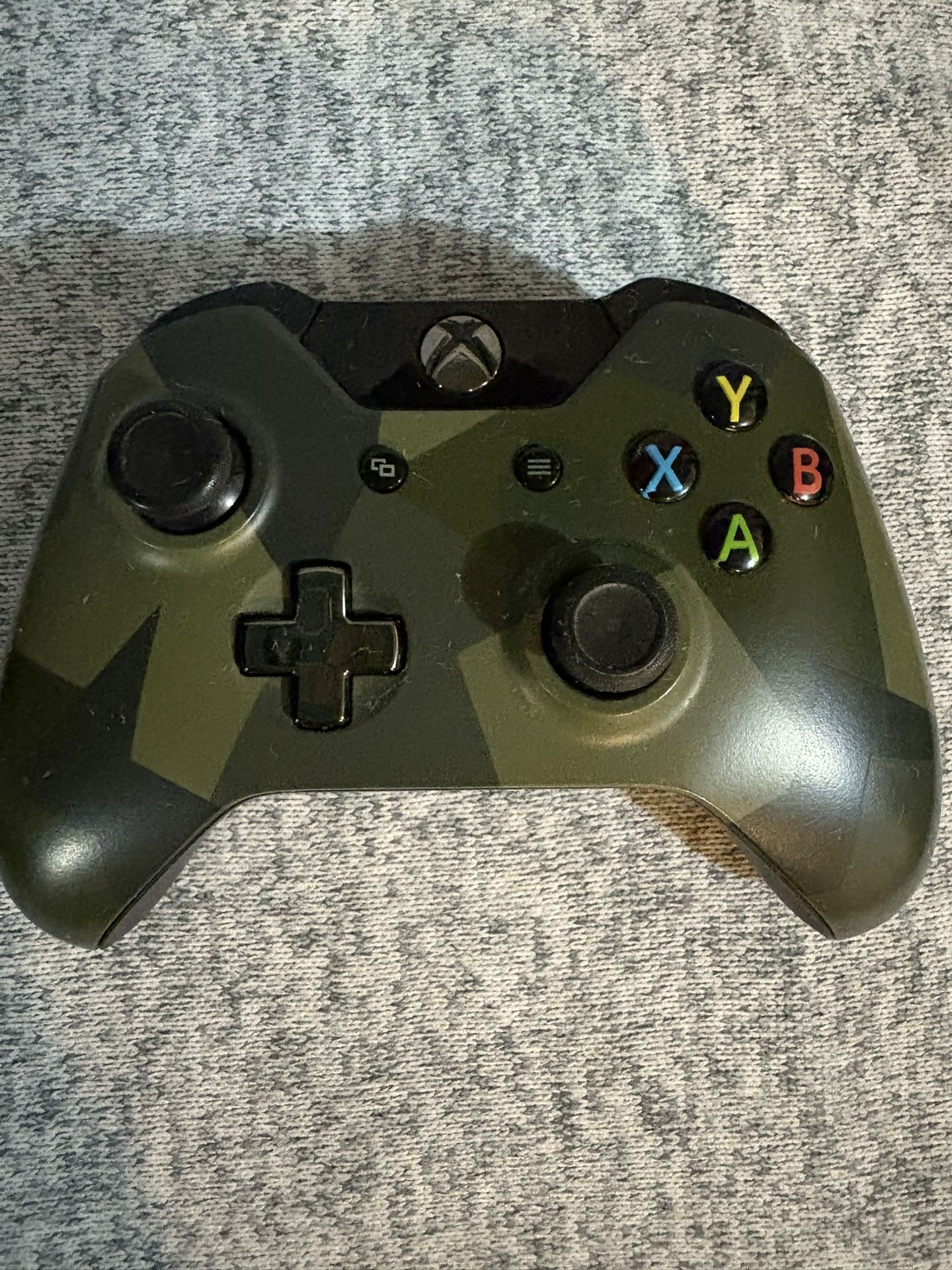 Microsoft Xbox One Wireless Controller Green Camo