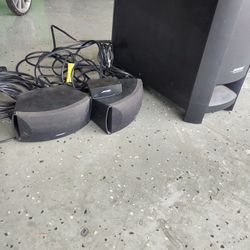 Bose 2.1 Surround Sound Speaker System