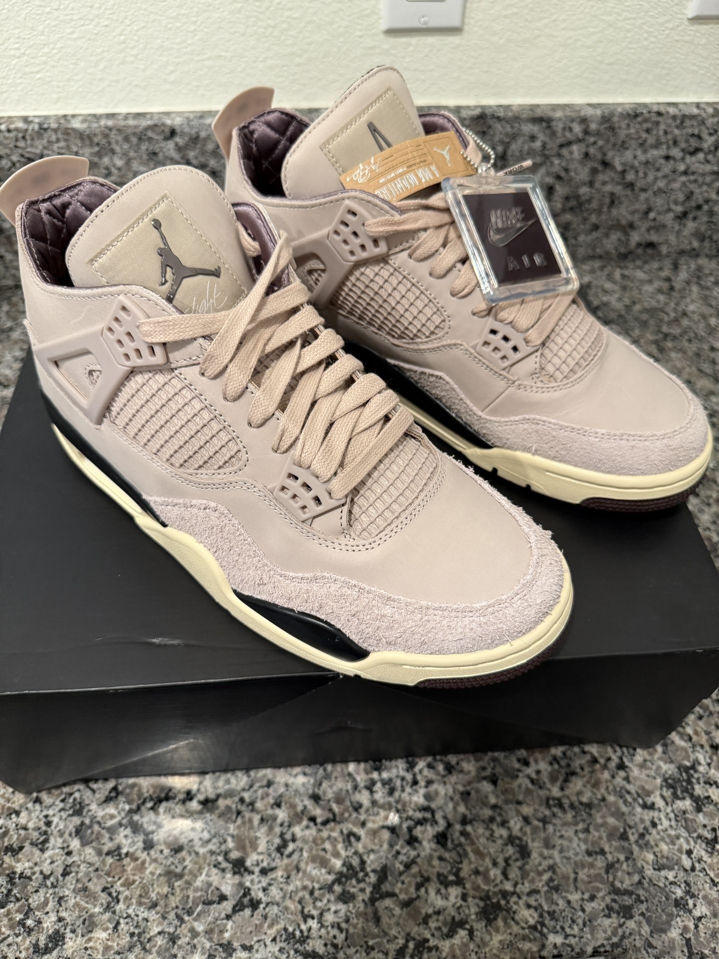 Nike Jordan 4 Retro AMM WYWS Men’s Size 10
