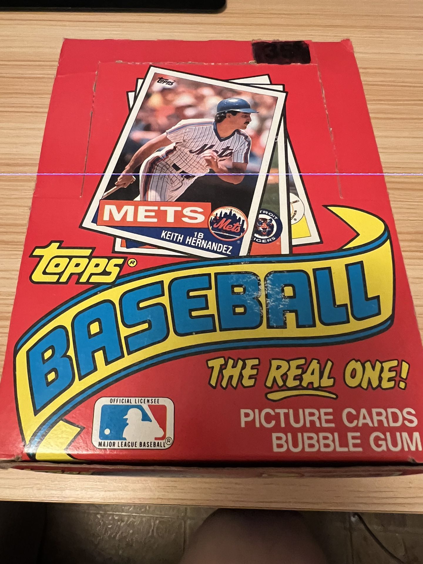 1985 Topps Baseball Cards, Unopened Case