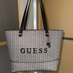 Guess Tote