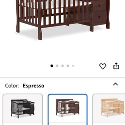 Dream On me Jayden mini crib 4 N 1 