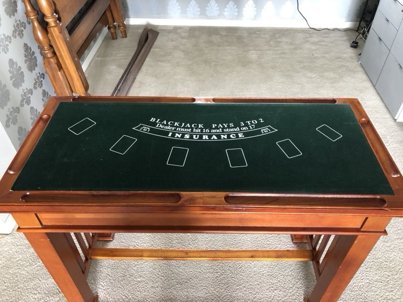 4 in 1 Wooden Casino Bar Game Table Roulette Craps Blackjack Poker for