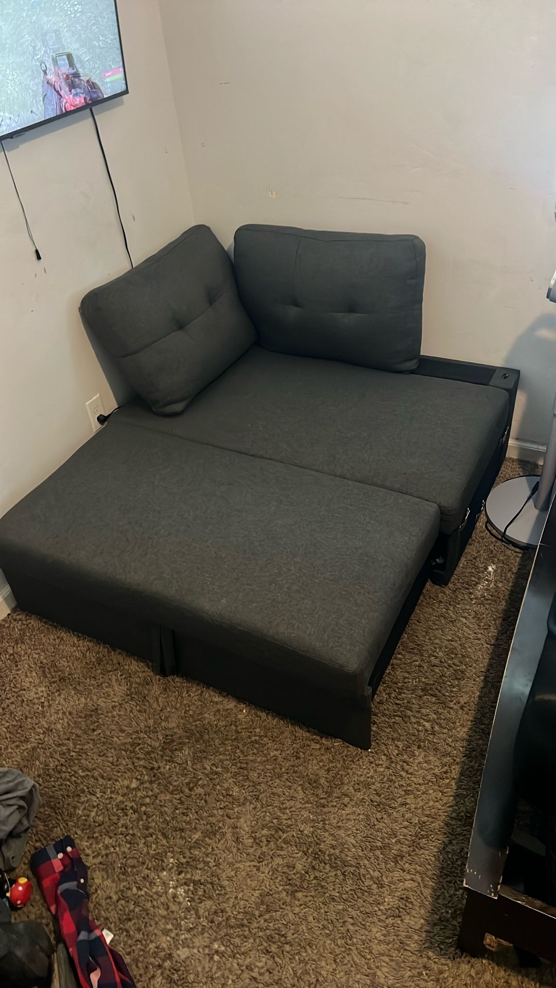 Extendable Medium Couch