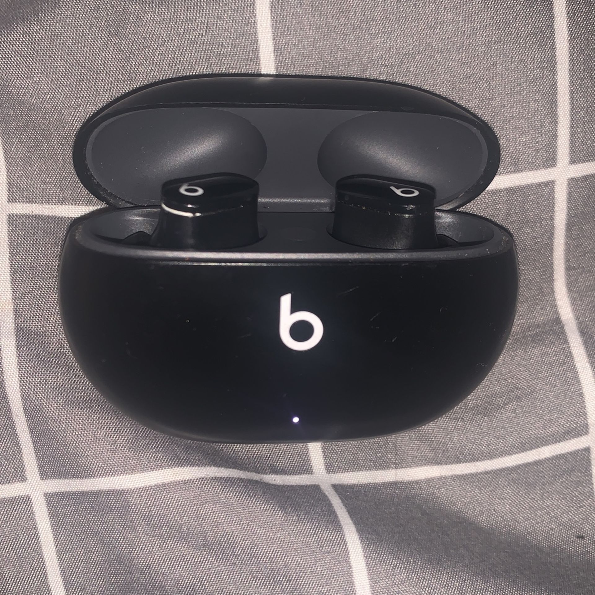 Beats Studio Earbuds
