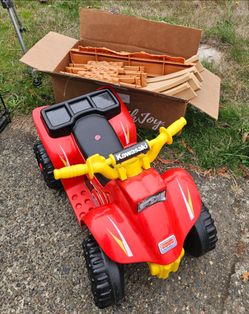 Power wheel with track