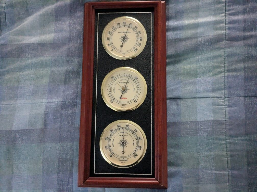 Barometer Temperature Humidity Clock