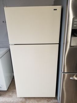 Fridge hotpoint