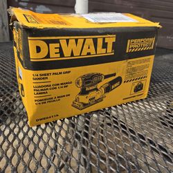 DeWalt 1/4 Sheet Palm Grip Sander