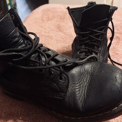 Dr. Martens Men’s Size 10
