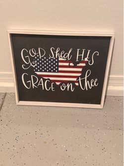 Patriotic wall decor